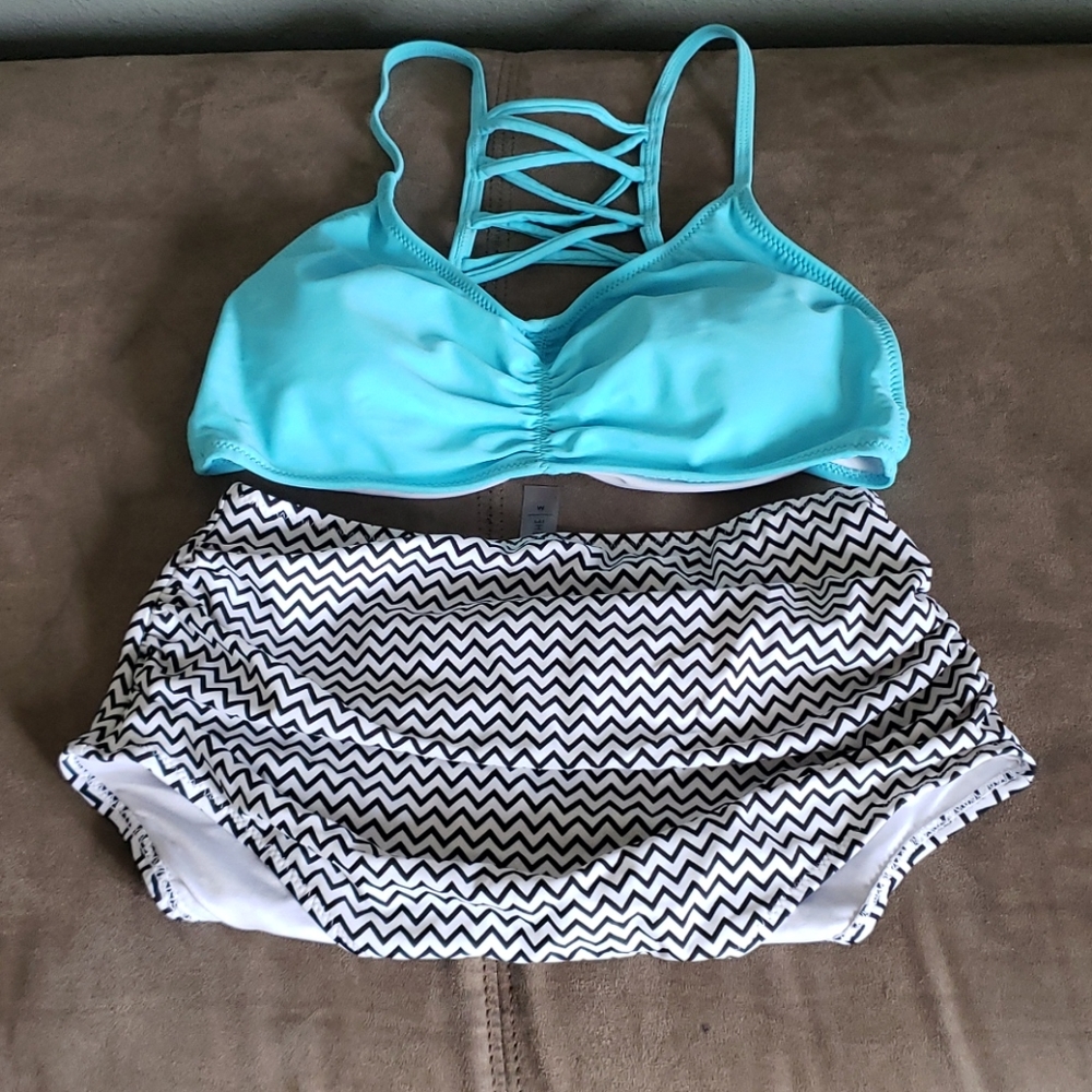 Swim suit